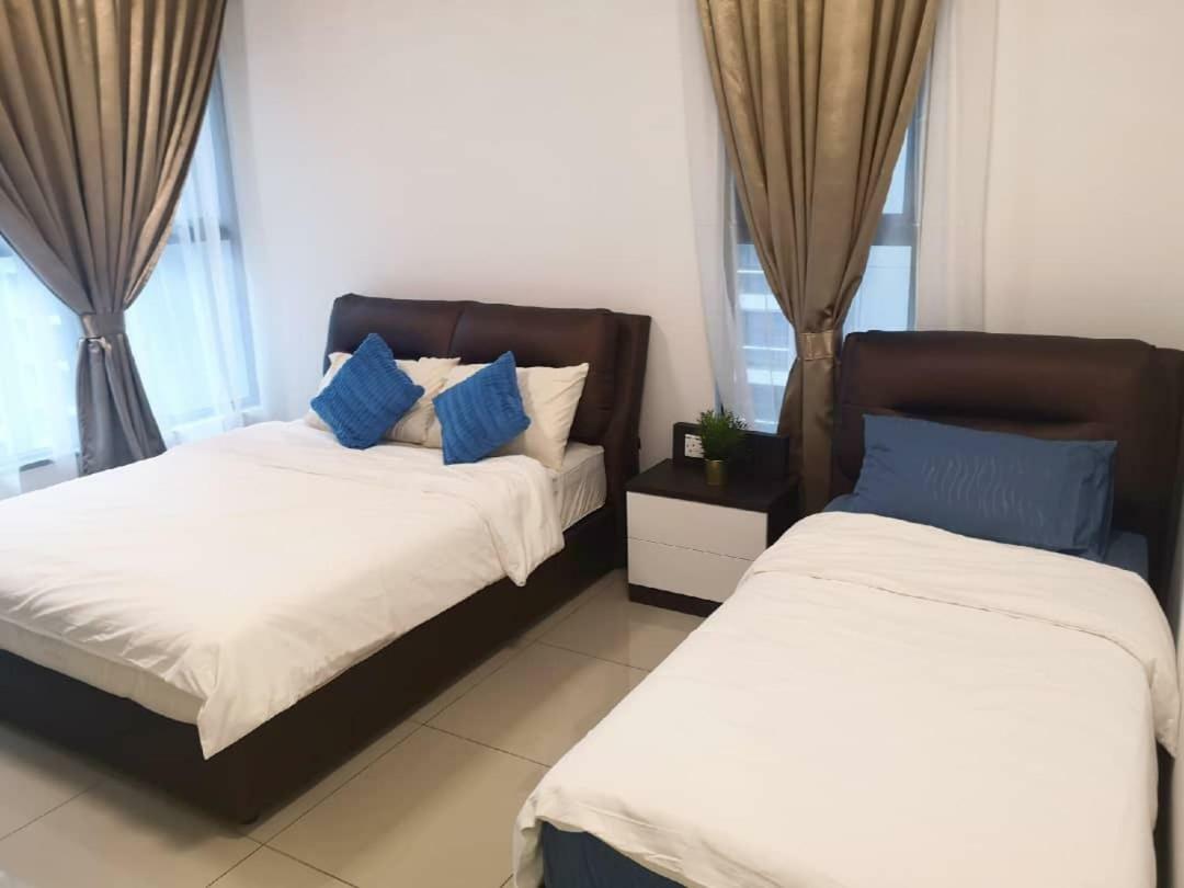 Pangsapuri Atlantis *